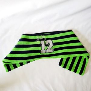 💥2/$30💥NWOT-Seahawks Lady 12 Green & Blue Knitted Infinity Scarf. NFL. Seattle